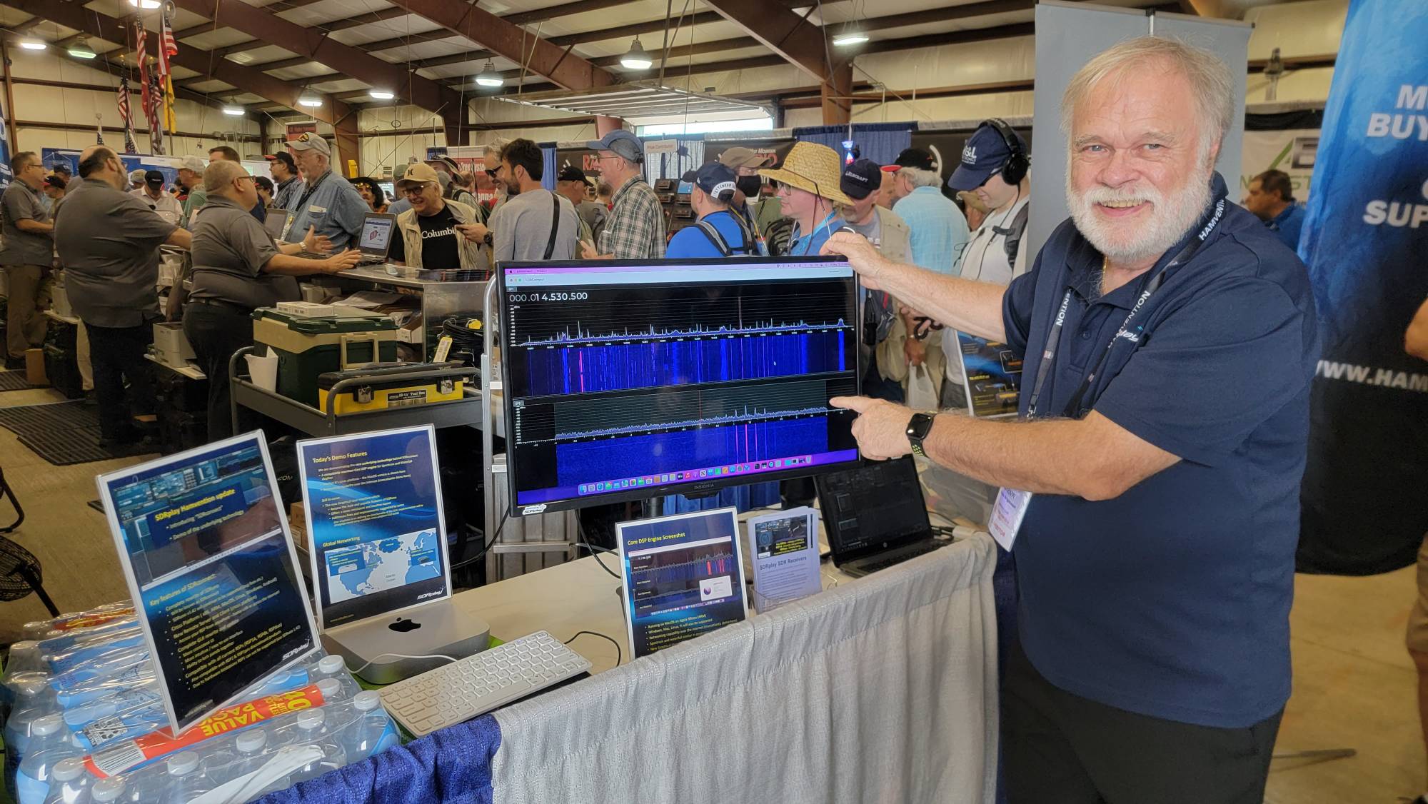 SDRplay shows progress towards multiplatform software at Dayton